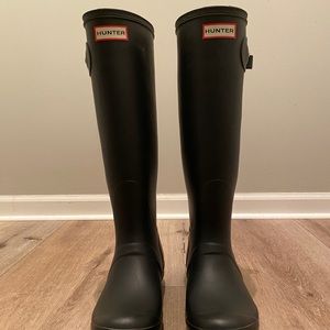 Tall Hunter Rainboots